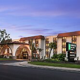 Embassy Suites by Hilton Scottsdale Resort