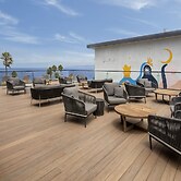 La Jolla Cove Suites