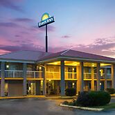 Days Inn by Wyndham Richmond