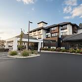 Hotel Kelowna & Conference Centre