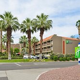 Holiday Inn Express Palm-Desert by IHG