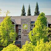 Lake Natoma Inn