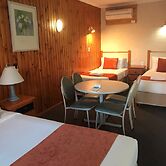 Blue Diamond Motor Inn