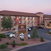 Grand Canyon Hotel and Suites