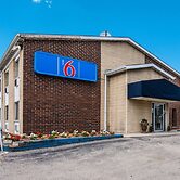 Motel 6 Madison, WI - East