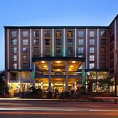 Holiday Inn & Suites Vancouver Downtown by IHG