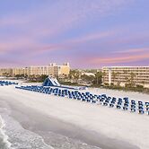 Island Grand at TradeWinds