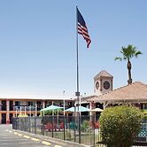 Howard Johnson by Wyndham Yuma