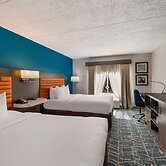 Comfort Inn Falls Church - Tysons Corner