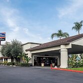 Howard Johnson by Wyndham Fullerton/Anaheim Conference Cntr
