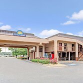 Days Inn by Wyndham Wilson