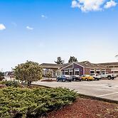Best Western Salbasgeon Inn & Suites Of Reedsport