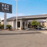 Red Lion Inn & Suites Grants Pass