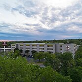 DoubleTree by Hilton Hotel Austin Northwest Arboretum