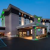 Holiday Inn Milwaukee Riverfront by IHG