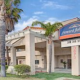 Howard Johnson by Wyndham Torrance