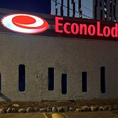 Econo Lodge Motel Village