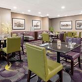 La Quinta Inn & Suites by Wyndham Tacoma - Seattle