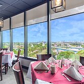 Holiday Inn Miami - International Airport by IHG