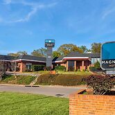 Magnuson Grand Hotel & Conference Center Tyler