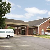 Wyndham Garden Grand Rapids Airport