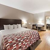 Red Roof Inn & Suites Columbus - West Broad