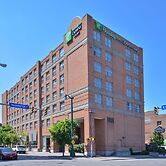Holiday Inn Express & Suites Buffalo Downtown - Medical CTR by IHG