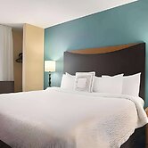 Dubuque Inn & Suites