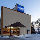 Travelodge by Wyndham Cleveland Airport
