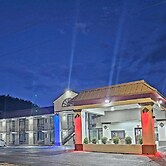 Super 8 by Wyndham Marion NC