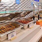 Holiday Inn Express Anaheim West by IHG