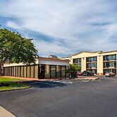 Days Inn by Wyndham Hampton Near Coliseum Convention Center