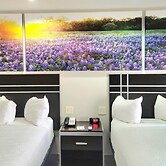 Days Inn by Wyndham Baytown Garth Road I10 East