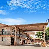 Days Inn by Wyndham Cortez