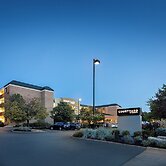 Courtyard by Marriott Cleveland Beachwood