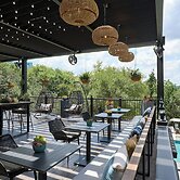 Renaissance Austin Hotel