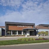 Courtyard by Marriott Detroit Troy