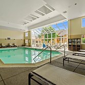 Chicago Club Inn & Suites
