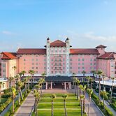 Grand Galvez Resort, Autograph Collection
