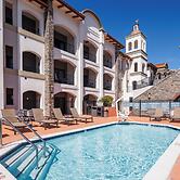 La Quinta Inn & Suites by Wyndham Santa Cruz
