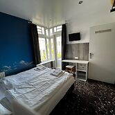 Trianon Hotel