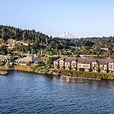 Best Western Plus Hood River Inn