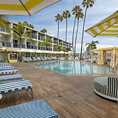 Marina del Rey Hotel