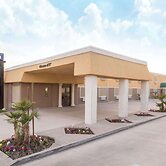 Days Inn by Wyndham Indio