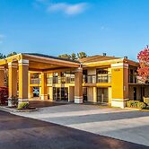Quality Inn & Suites Atlanta Stone Mountain
