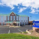 Comfort Inn & Suites Cuyahoga Falls - Akron