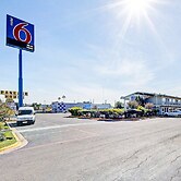 Motel 6 Laredo, TX - South