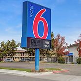 Motel 6 Carson City, NV