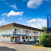 Motel 6 Kalispell, MT