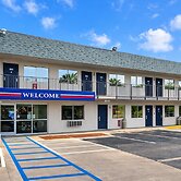 Motel 6 Blythe, CA